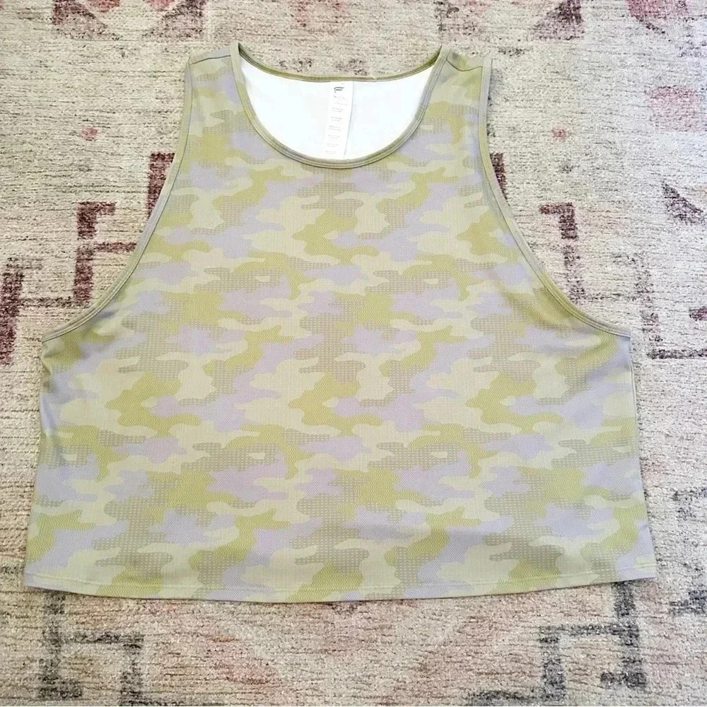 NWT Fabletics• Ressler Crop Tank size 4X - Picture 12 of 14
